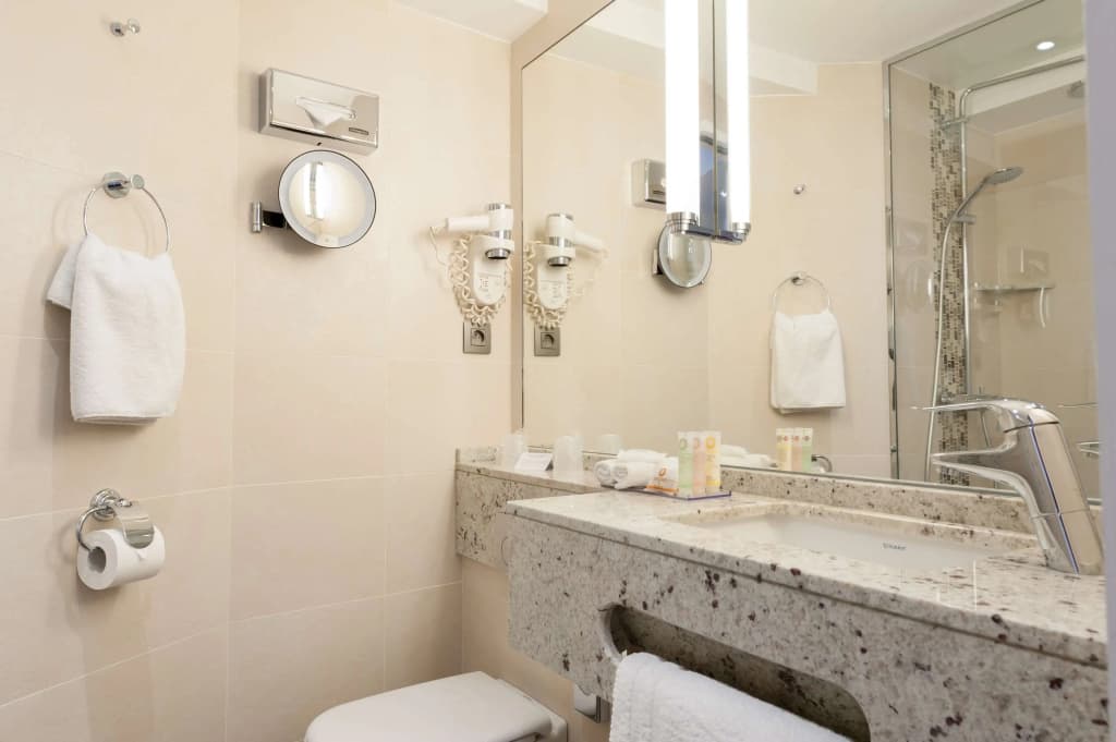 Best Western Plus Hotel Sydney Opera - Miniature 8