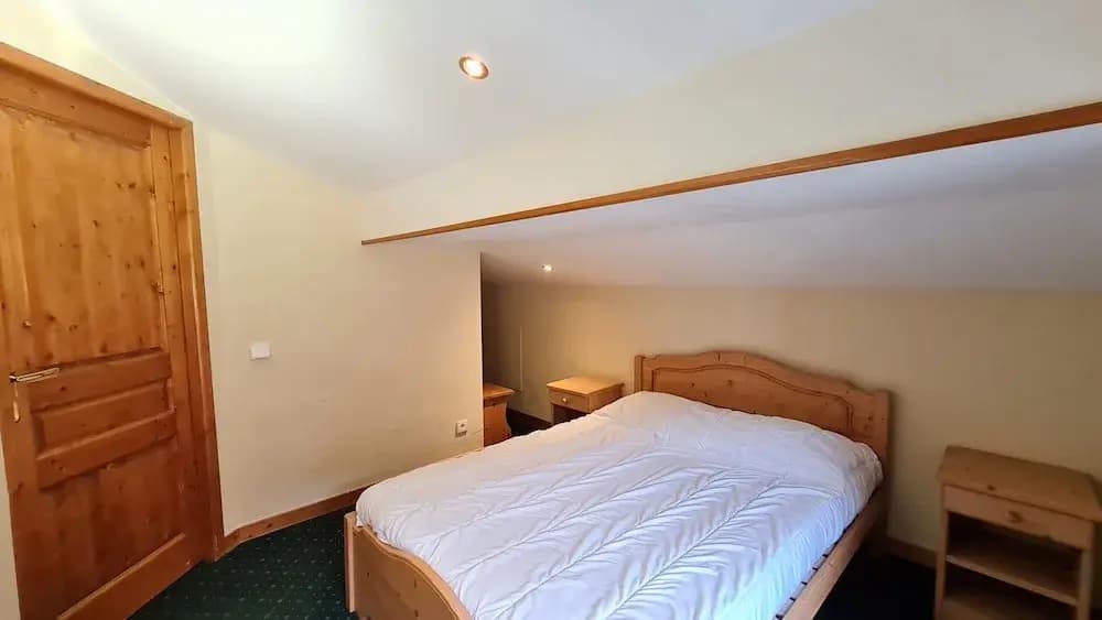 Apartment in Les Deux Alpes Near Ski Resort - Photo 2