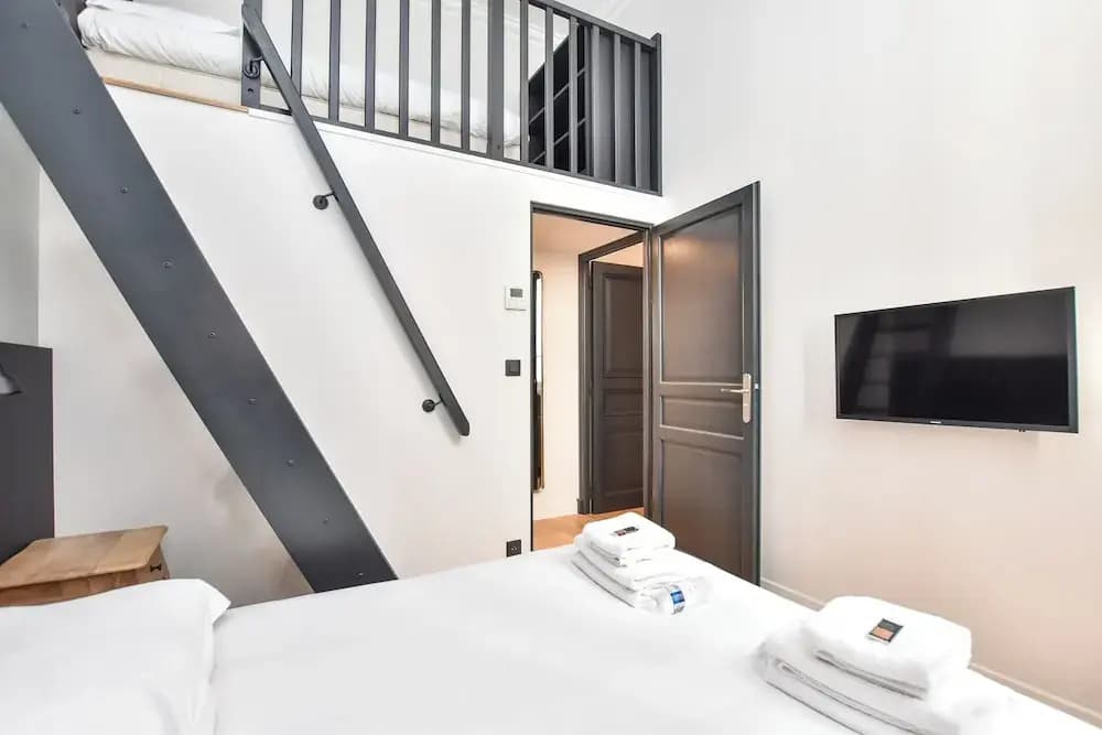 Cozy Apartment - 2br/7p - Arc de Triomphe - Photo 4