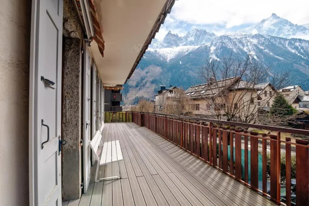 APARTMENT PRESIDENT - Alpes Travel - Central Chamonix - Sleeps 12 - Miniature 8
