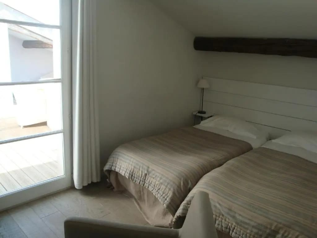 Port rive gauche Iona - Photo 1