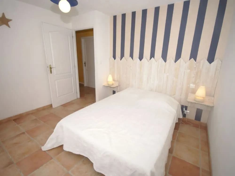 Luxurious Villa with Private Pool in Les Vans - Photo 4
