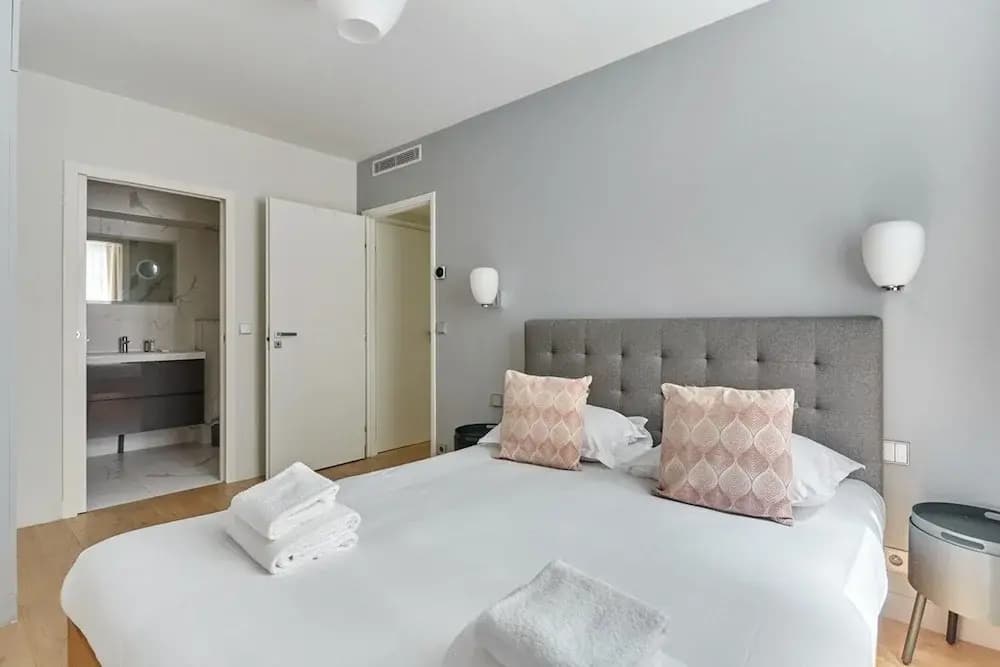 Superb Apartment Porte Maillot / Arc de Triomphe - Miniature 8