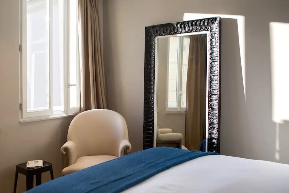 Hotel Des Boulevards - Photo 1