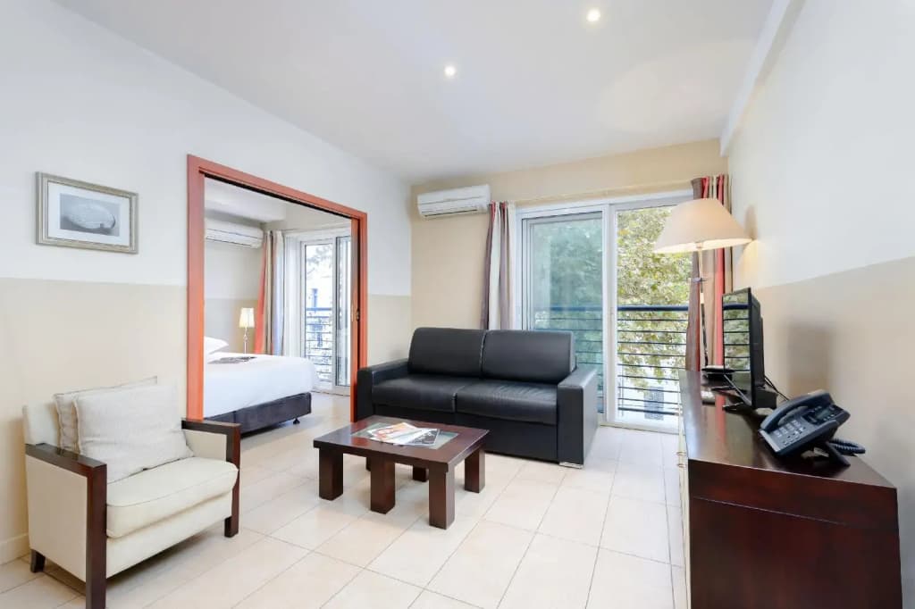 Appart’Hôtel La Villa Carnot Cannes - Photo 4