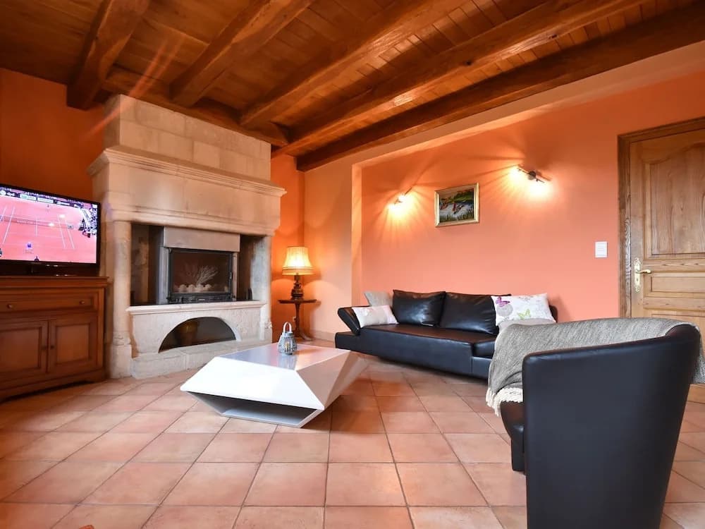 Luxurious Holiday Home in Domme with Swimming Pool - Photo 2
