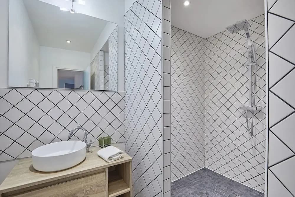 Superb 3 Bedroom Flat Center of Paris - Miniature 6