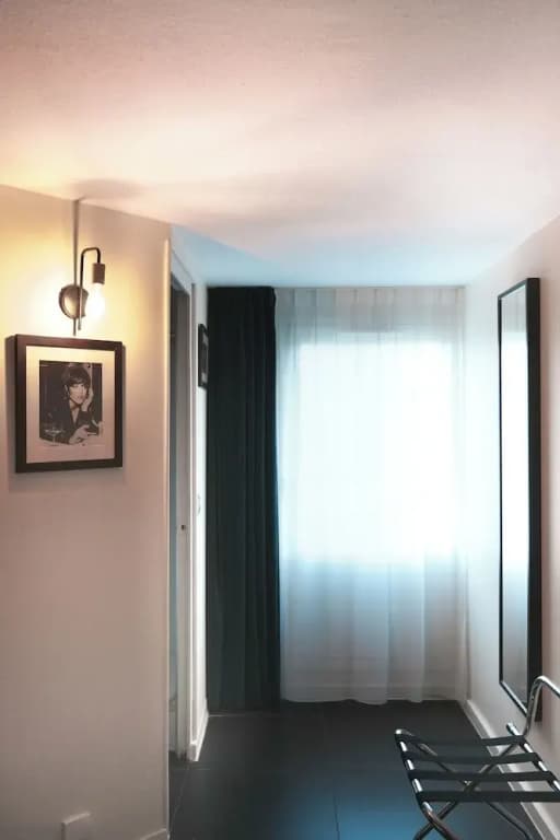 Brit Hotel Confort Orly Morangis - Photo 4