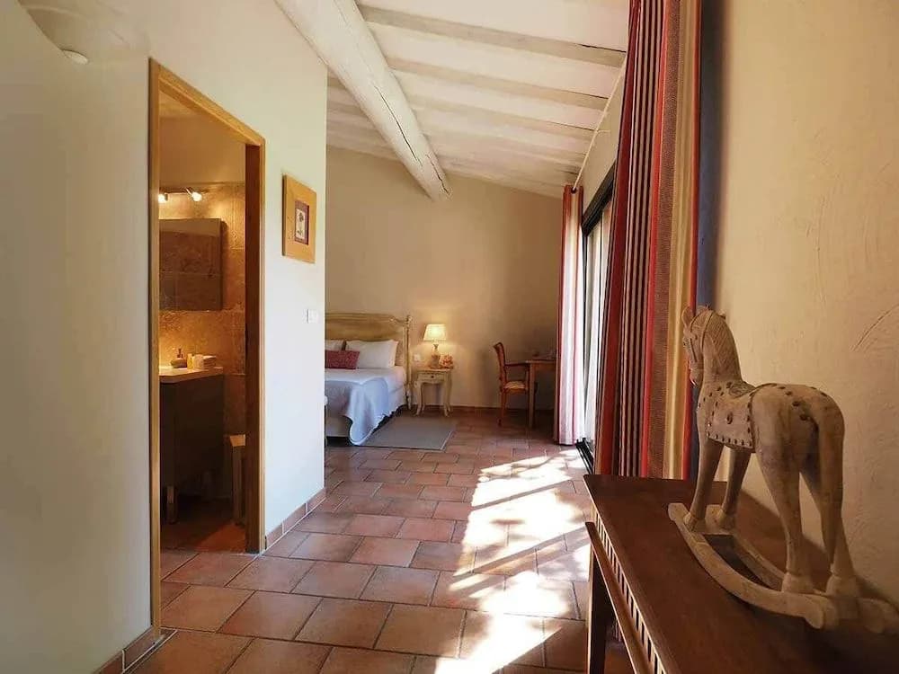 Chambres d'hôtes Le Clos des Cyprès - Photo 5