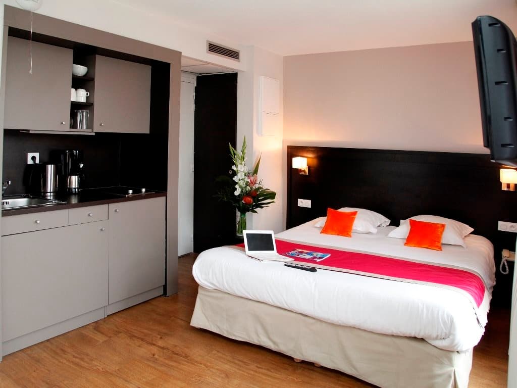 Odalys City Apartment Hotel - Aix en Provence Centre Rotonde - Photo 3