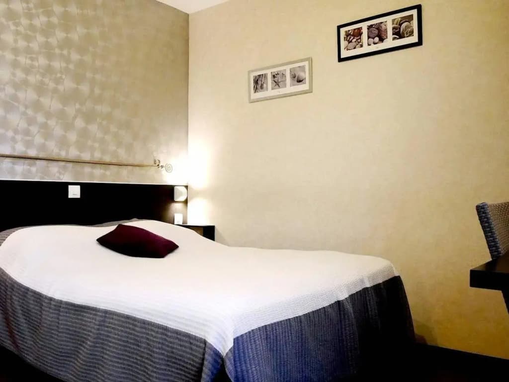 Logis - Le Neptune Hôtel & Restaurant - Photo 2