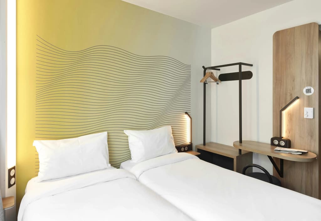 B&B HOTEL MASSY Gare TGV - Photo 3
