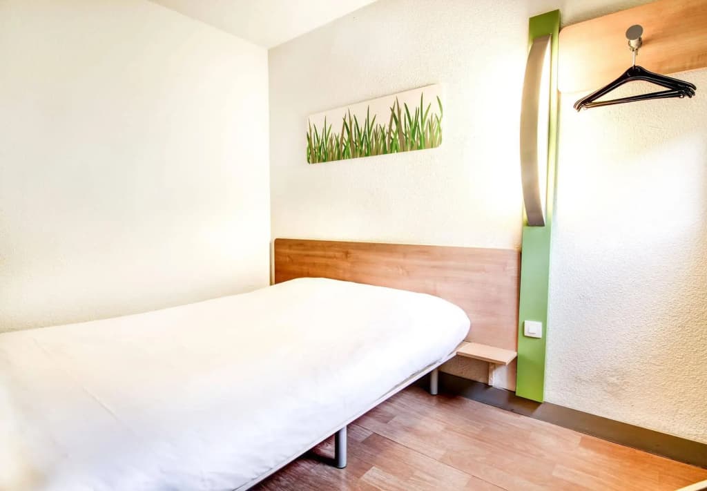 ibis budget Chateaudun - Photo 3