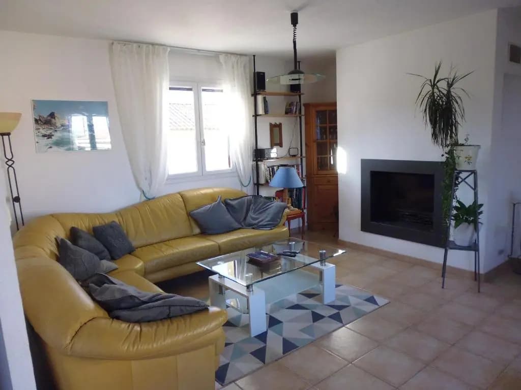Bed and Breakfast - Photo 1