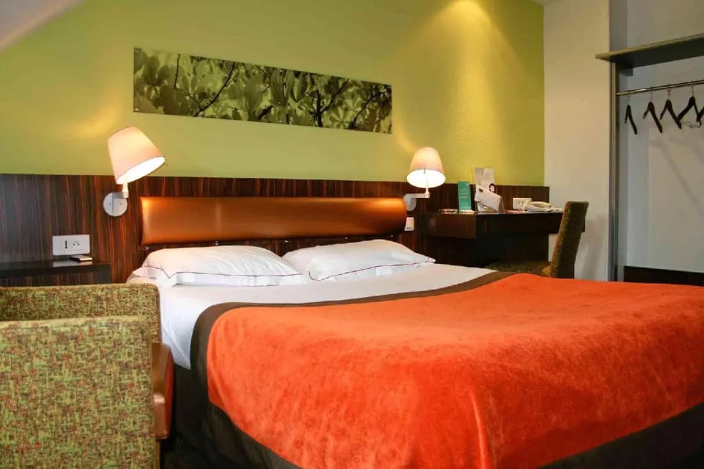 Brit Hotel Confort Alencon - Photo 4