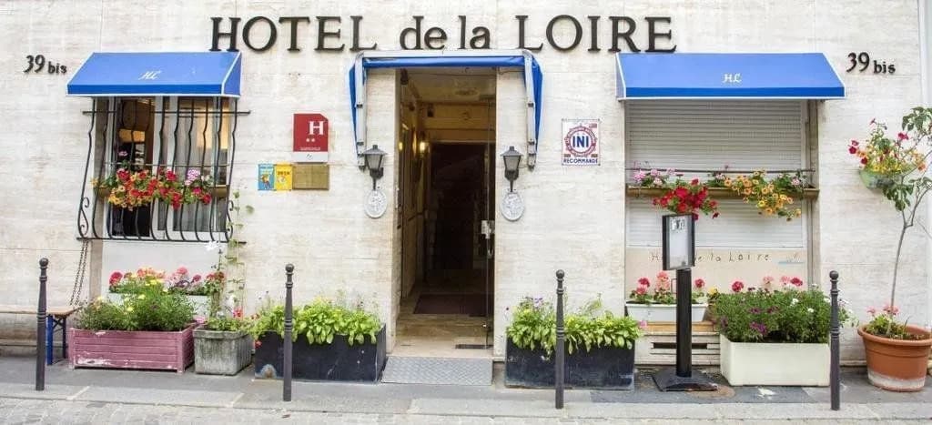 Hotel De La Loire - Photo 1