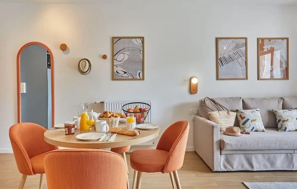 Apartment in Royan Near Sandy Beaches - Miniature 7