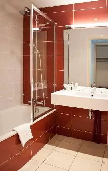 Brit Hotel Confort Le Limouzi Tulle - Miniature 7