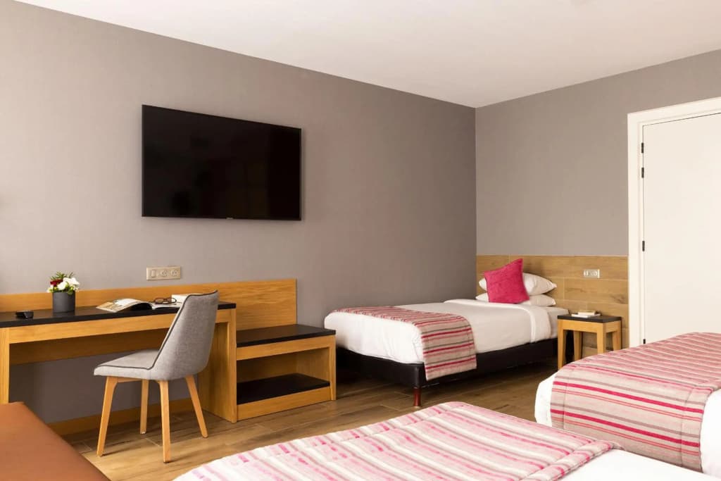 Hotel Bristol - Photo 5