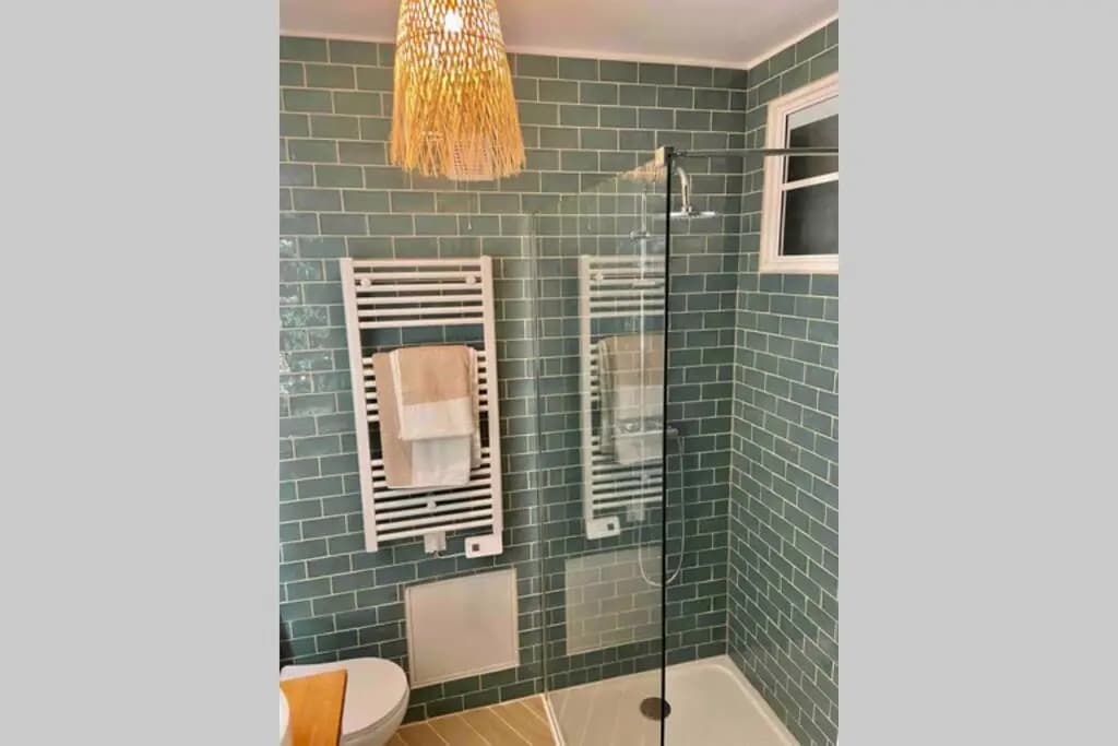 Superbe appartement en pierre fraîchement rénové - Photo 4
