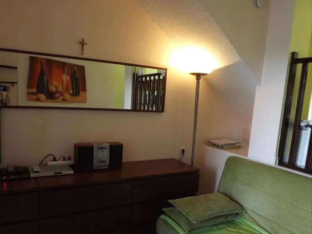 House With one Bedroom in Cogolin, With Wonderful sea View, Pool Acces - Photo 3