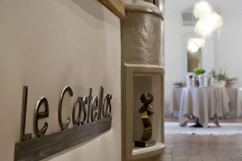 Hostellerie Le Castellas - Photo 1