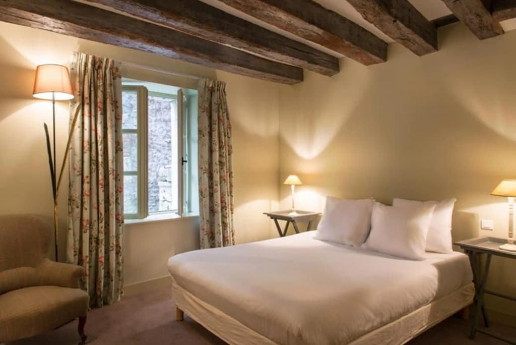Hostellerie de l'Écu de Bretagne - Photo 1