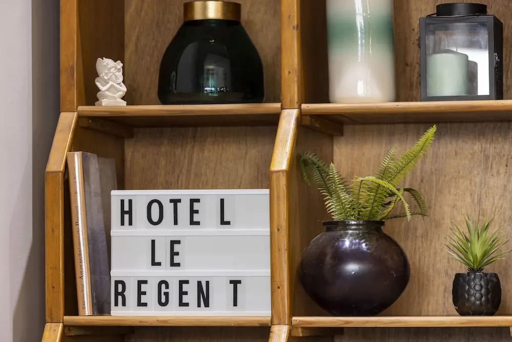 Le Régent Montmartre - Photo 1