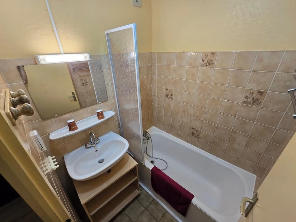 Hôtel et Centre de Montagne Le Choucas - Miniature 7