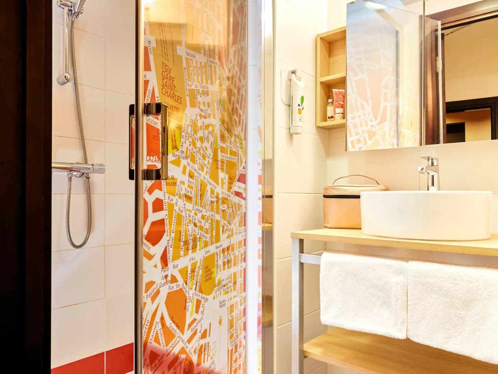 ibis Styles Marseille Gare Saint-Charles - Miniature 8