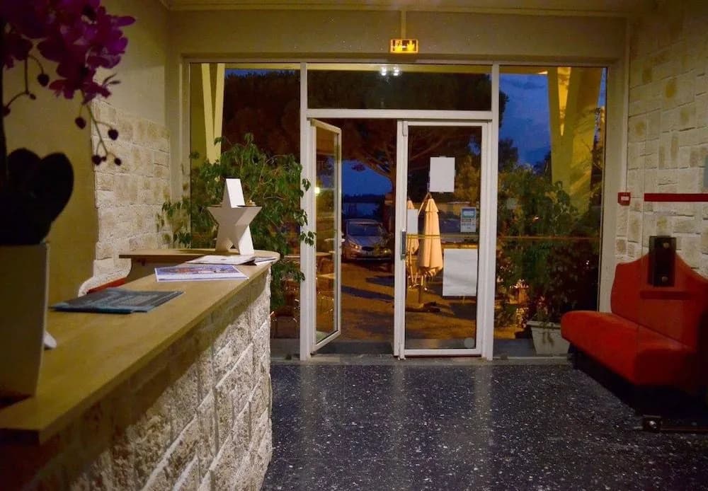 Hotel Restaurant La Plage - Miniature 6