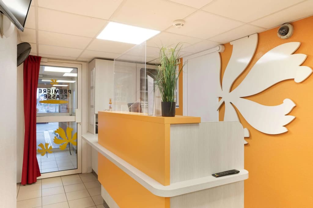 Hotel Fleury Ex Premeire Classe - Photo 2