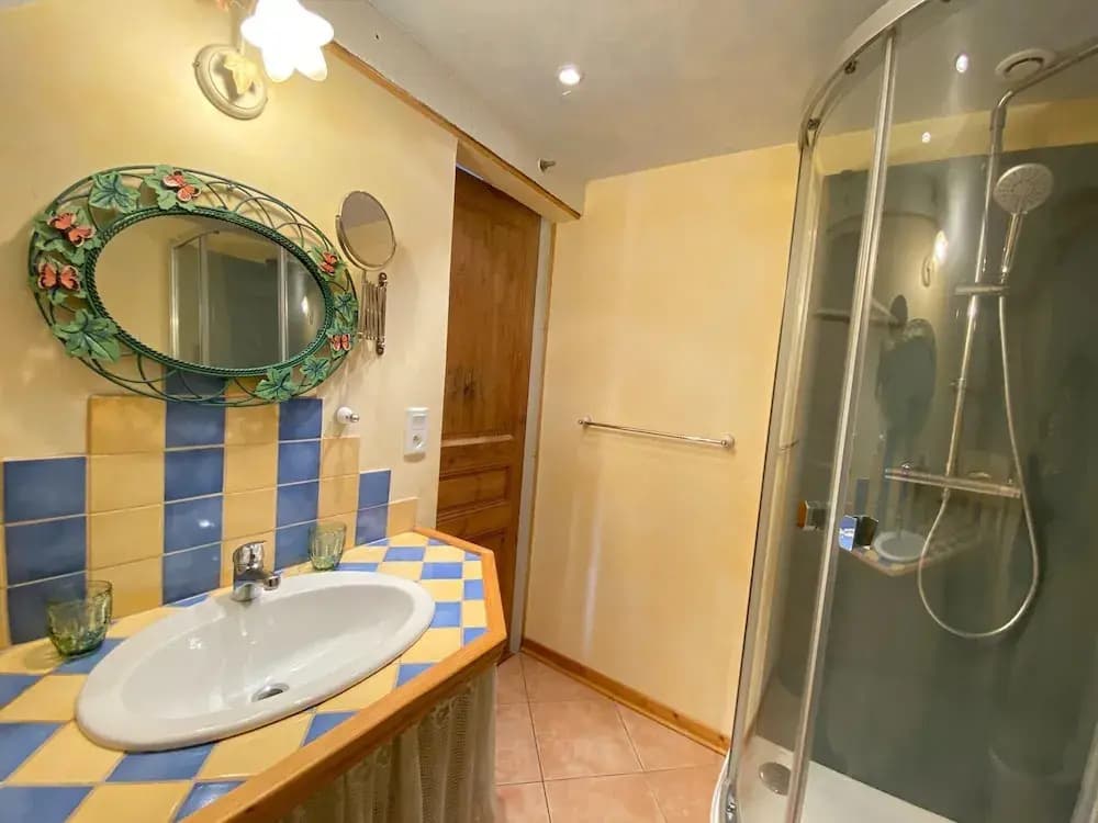 Charming Holiday Home With Garden in the Cotentin - Miniature 8
