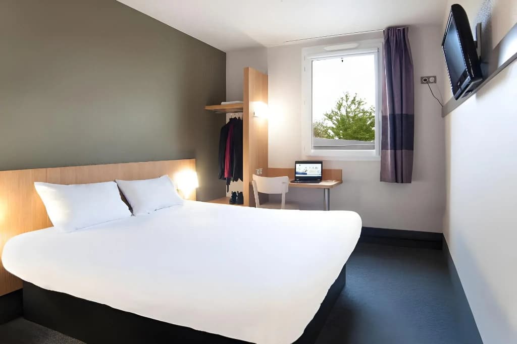 B&B HOTEL Marne-la-Vallée Bussy-Saint-Georges - Miniature 7