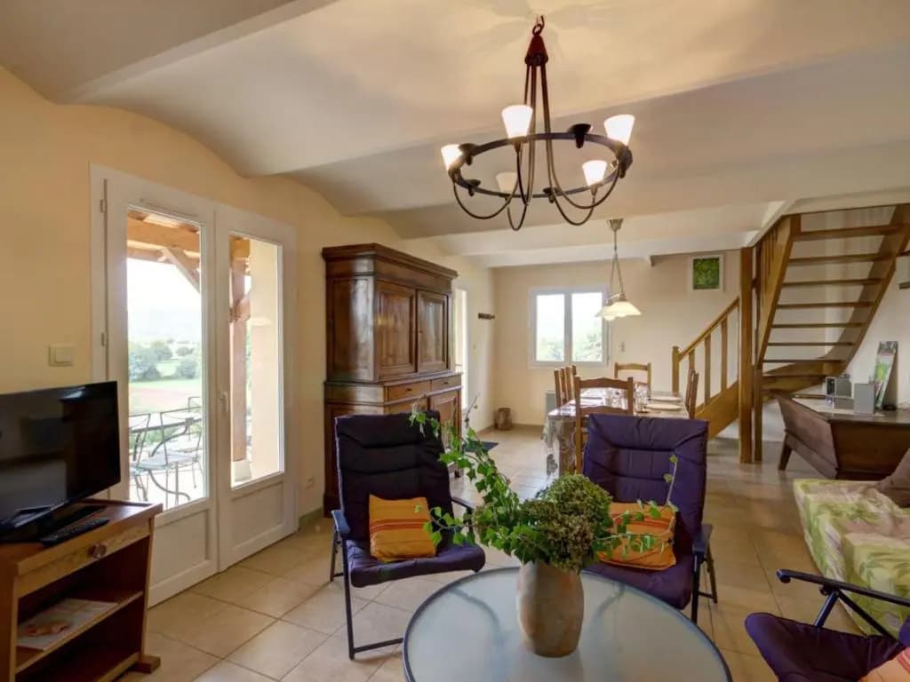 Gîte Saint-Forgeux-Lespinasse, 3 pièces, 4 personnes - FR-1-496-37 - Photo 1