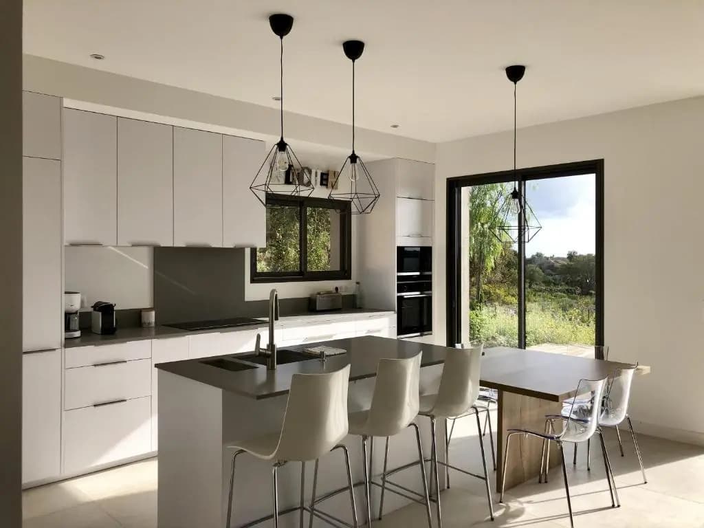 Splendide villa d'architecte vue sur la baie de Pinarellu - Photo 5