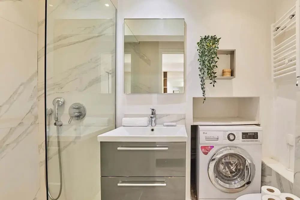 Charming Apartment Center of Paris Le Marais - Miniature 8
