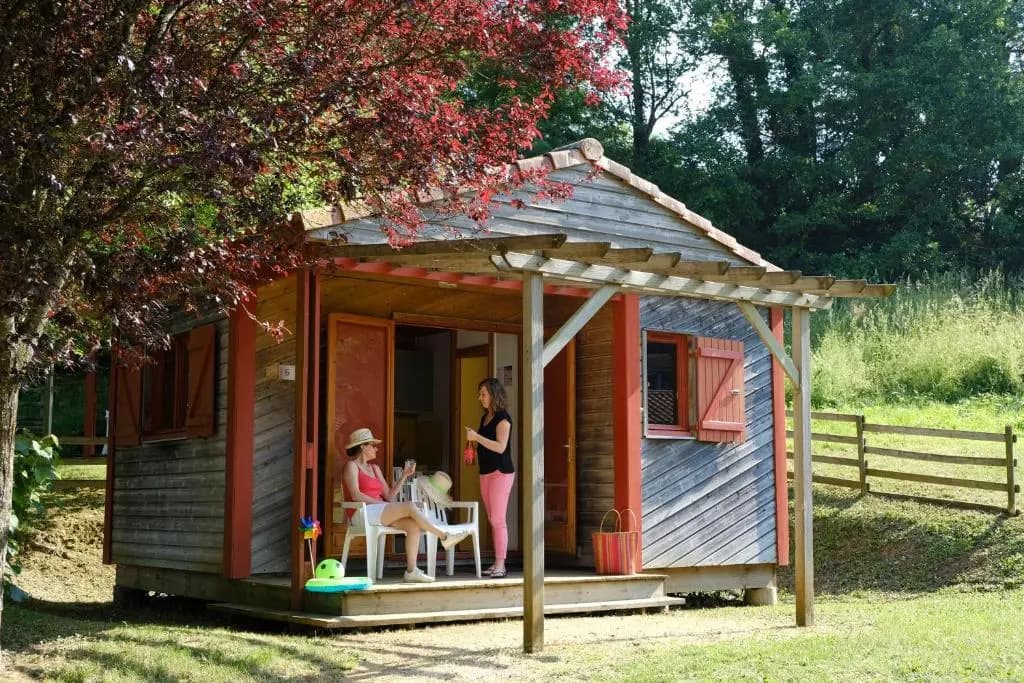 Camping Le Hameau du Petit Lay - Photo 1