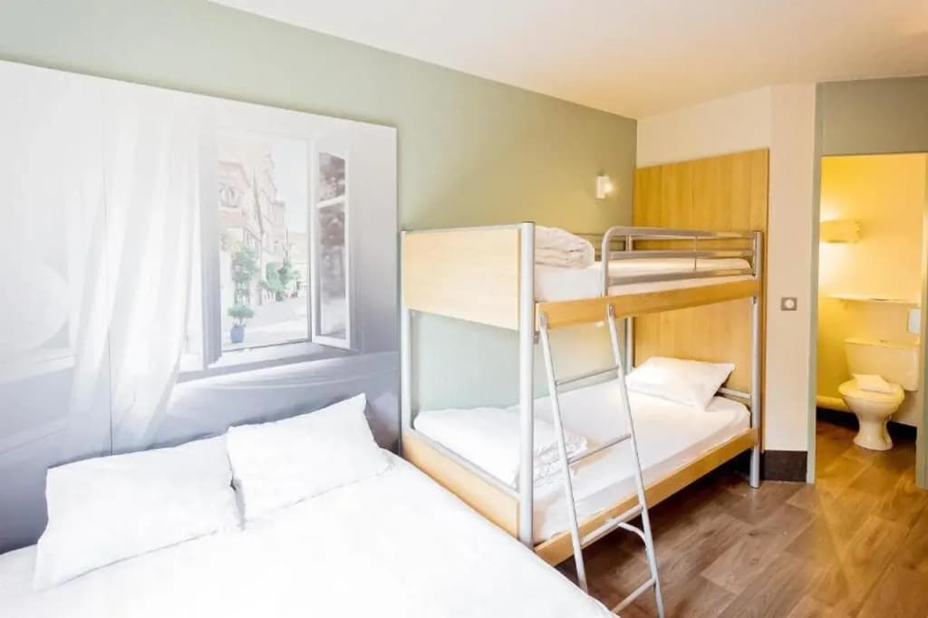 B&B HOTEL Villeneuve-Loubet Village - Miniature 7