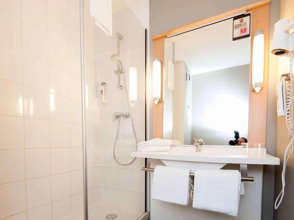 Hotel ibis Avallon - Miniature 8