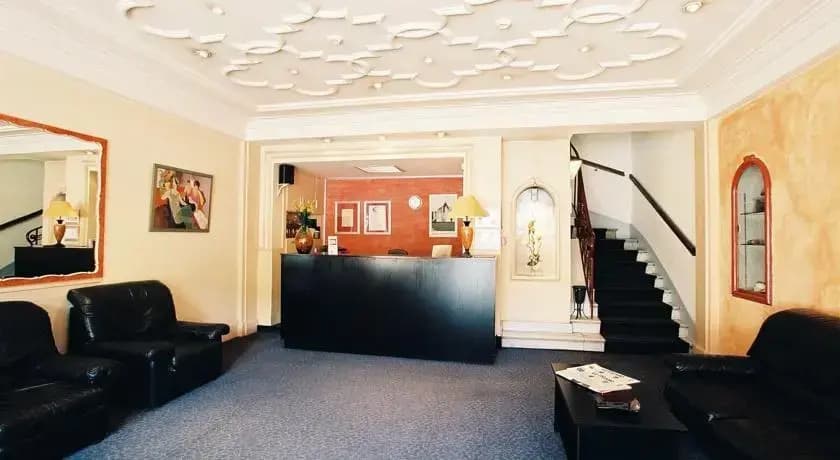 Hôtel de L'Europe - Photo 2