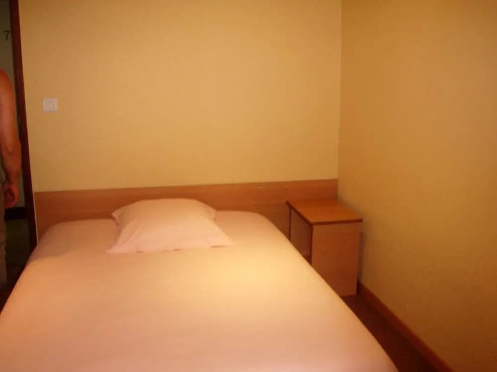 Hôtel du Tourisme - Photo 2