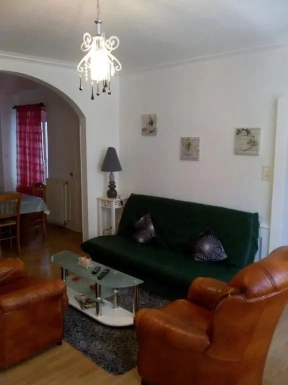 Apparemment F3 centre de MIRECOURT - Photo 3