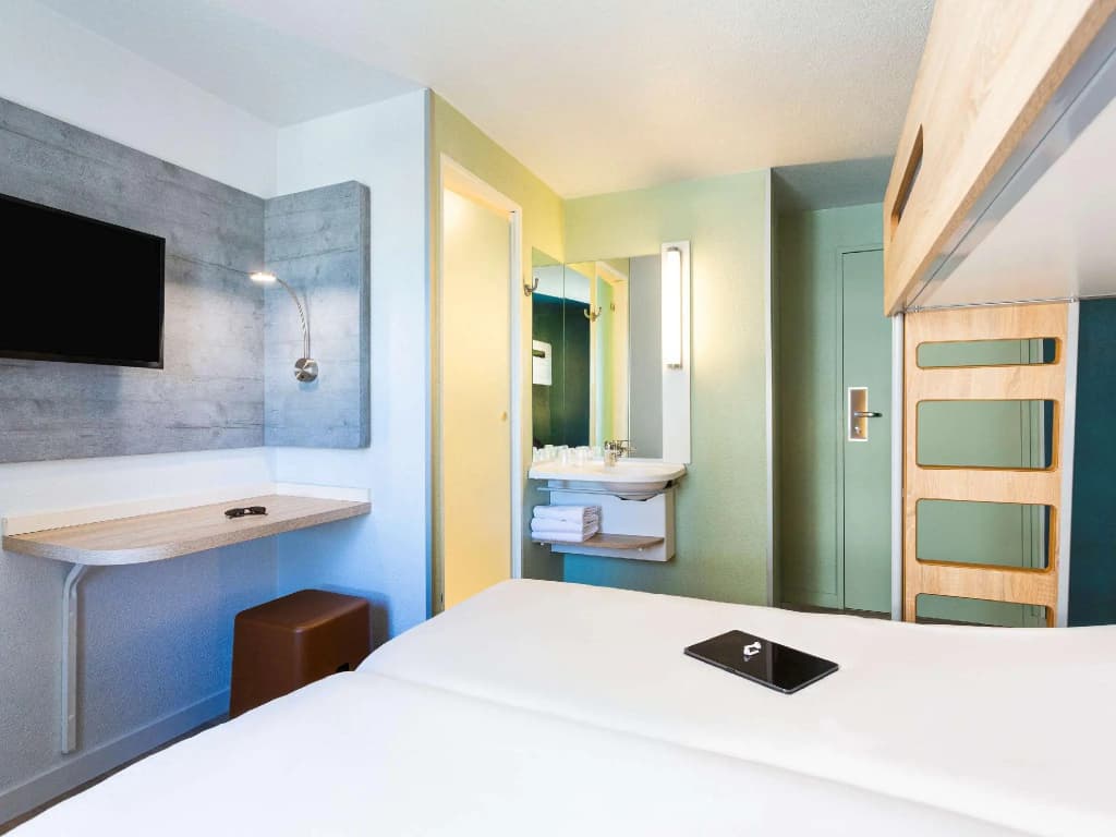 ibis budget Rochefort - Photo 5