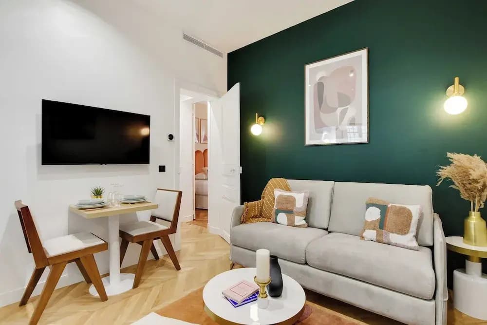 Chic Hotel-1br/4p In the Heart of the Palais Royal - Photo 5