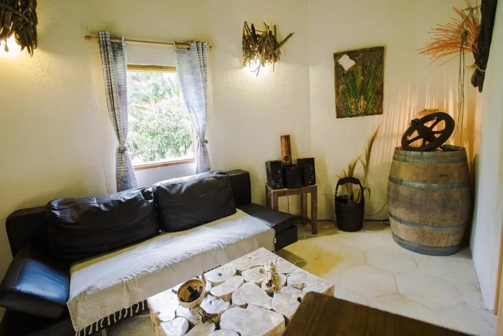 West Indies Cottage - Miniature 6