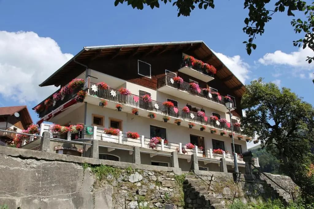 Relais Du Charvin - Miniature 7