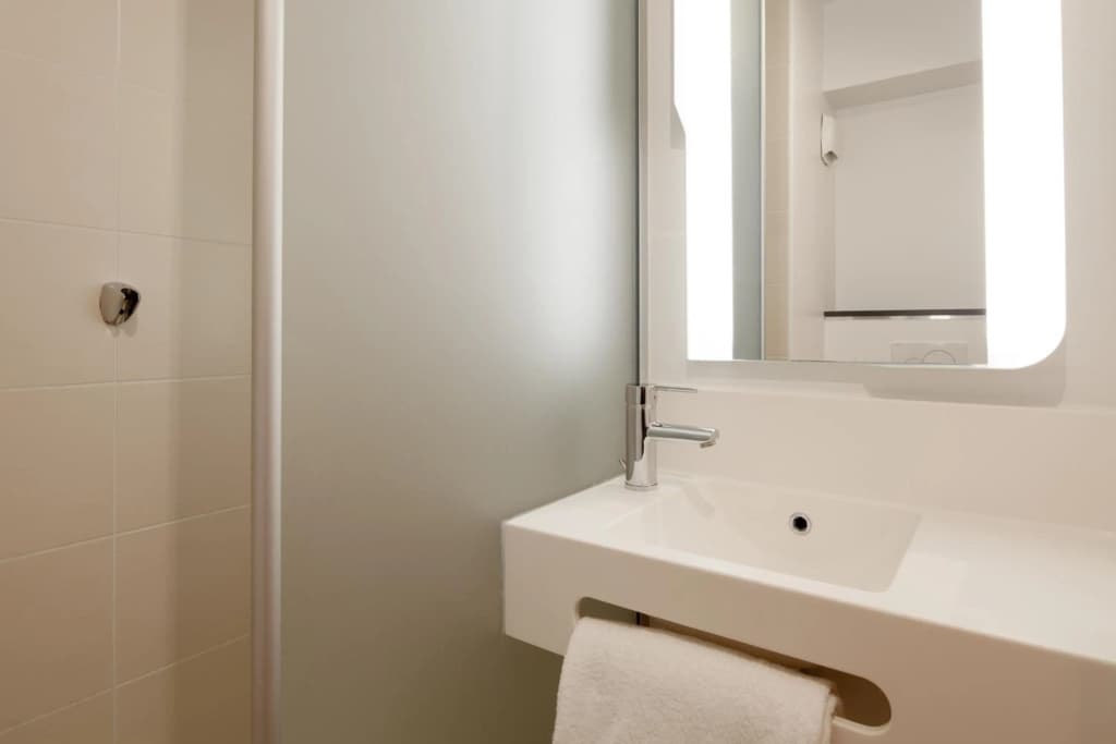 B&B HOTEL Champigny-sur-Marne - Miniature 7