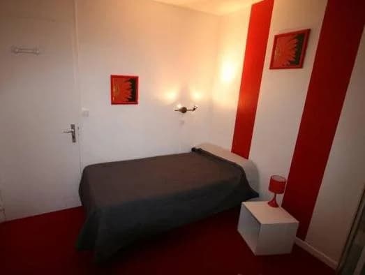Hotel Picardy - Photo 4
