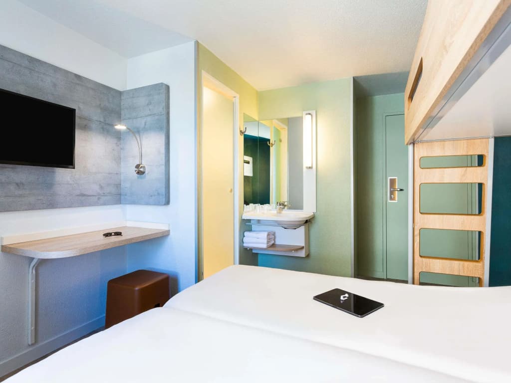 ibis budget Bordeaux Centre Gare Saint Jean - Photo 3
